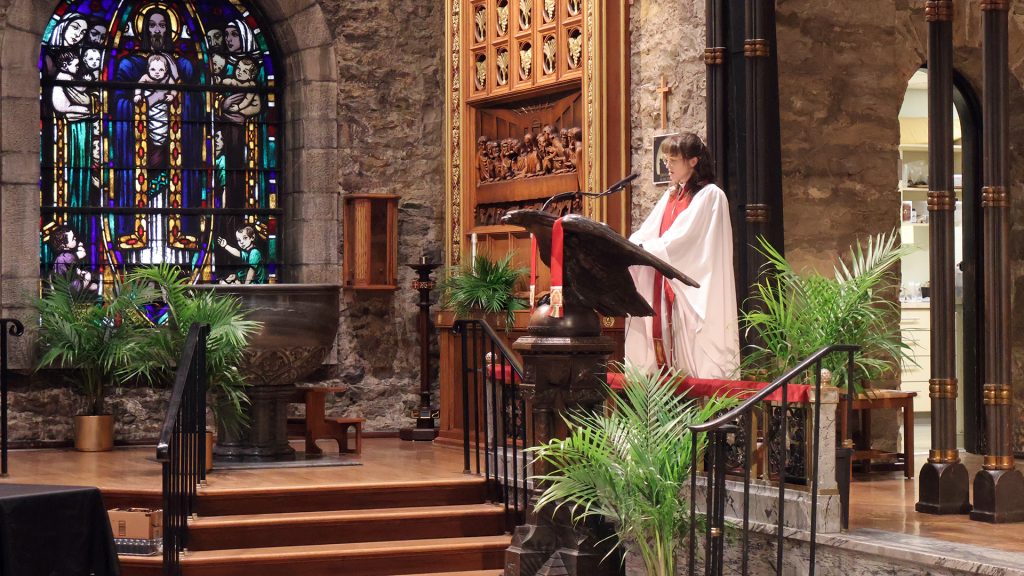 Mtr. Brittany reading at renewal service