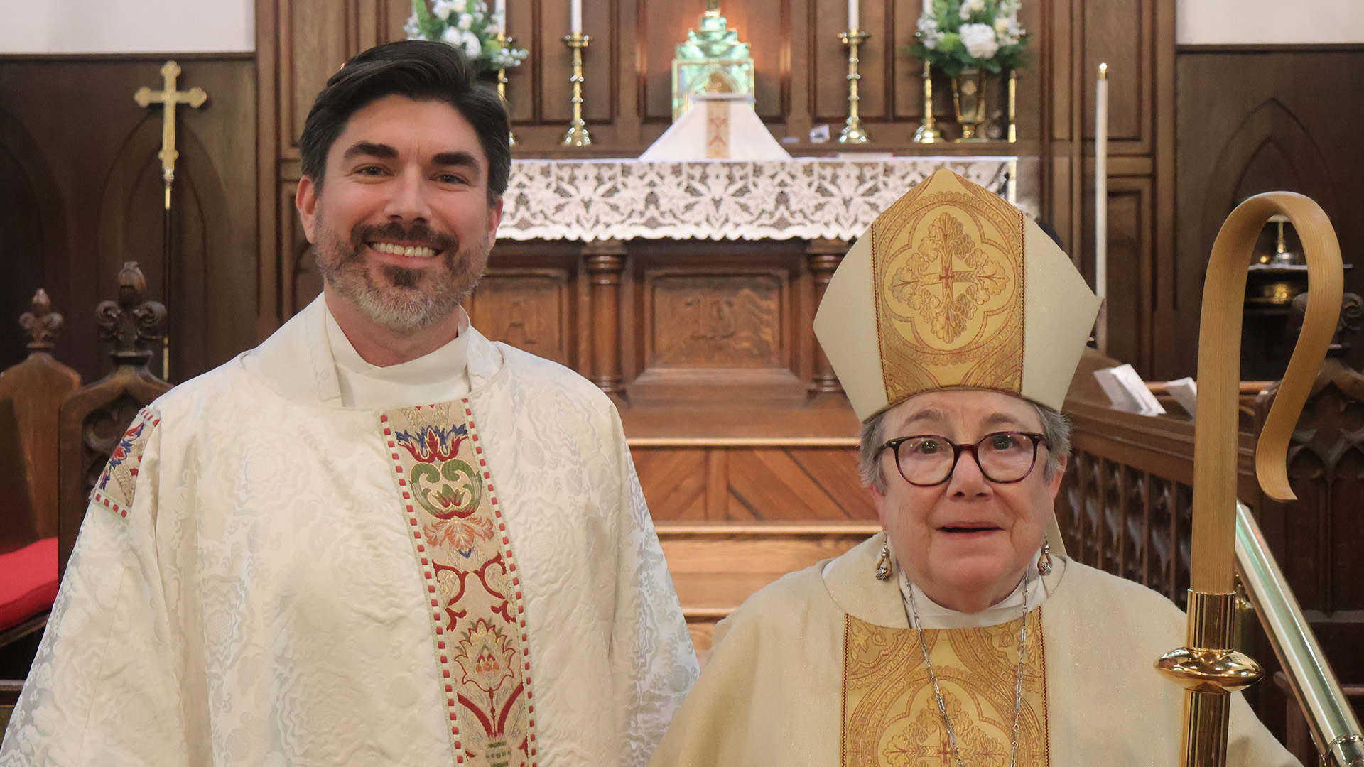 Fr Ryan Installation Altar Guild