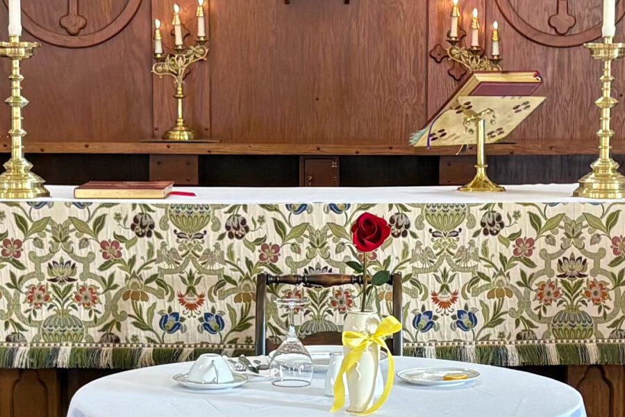 Altar for Veteran's Service x